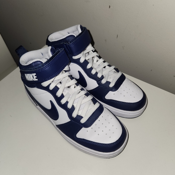 Nike Court Borough Mid 2 Sneaker - Picture 3 of 5